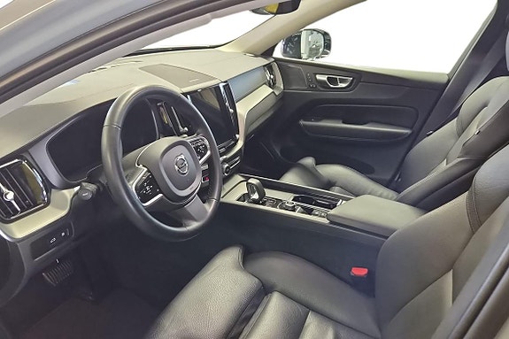 Volvo XC60 13 of 24