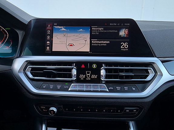 BMW 320d 15 of 24