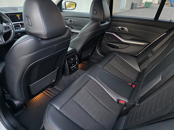 BMW 320d 12 of 24