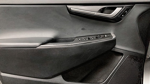 Kia EV6 11 of 12