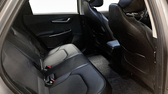 Kia EV6 5 of 12
