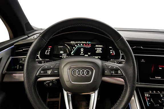 Audi SQ7 13 of 28