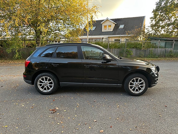 Audi Q5 2 of 8