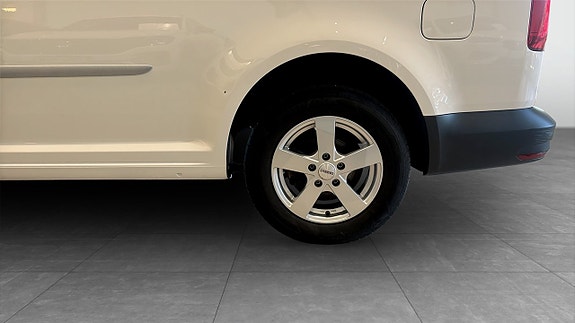 Volkswagen Caddy Maxi 6 of 14