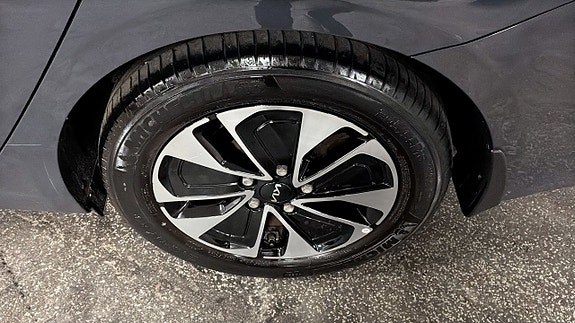 Kia Ceed 5 of 12