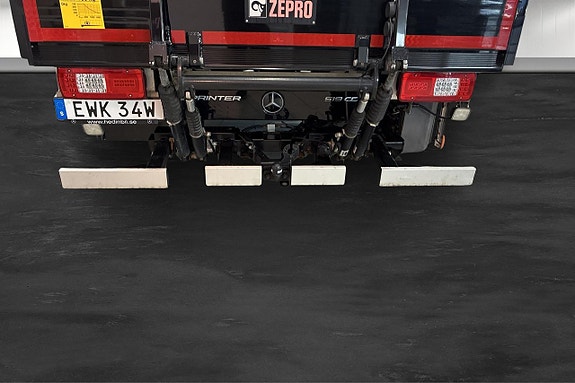 Mercedes-Benz Sprinter 519 11 of 30