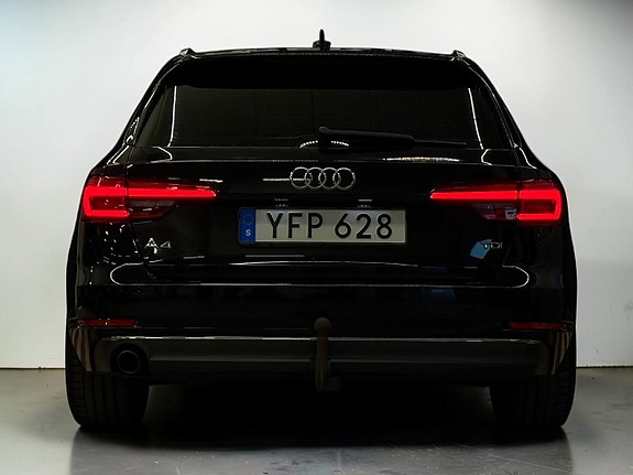 Audi A4 6 of 30