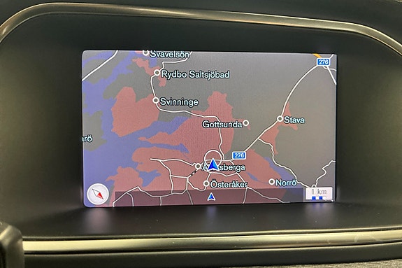 Volvo V40 Cross Country 22 of 26