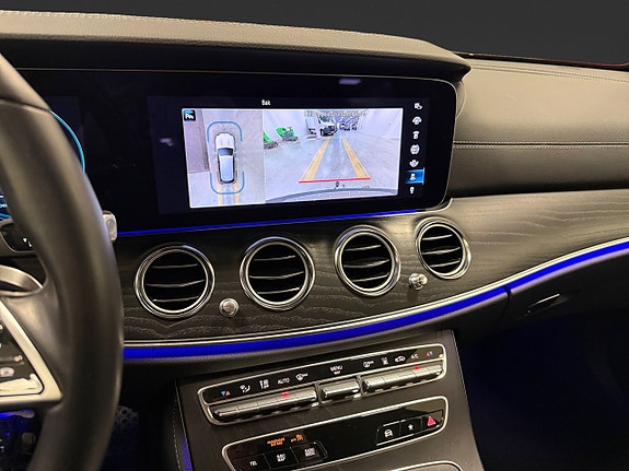 Mercedes-Benz E 220 d 14 of 18