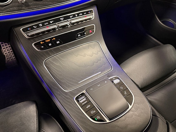 Mercedes-Benz E 220 d 13 of 18