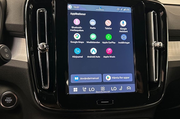 Volvo XC40 16 of 30