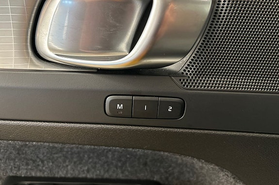 Volvo XC40 25 of 30