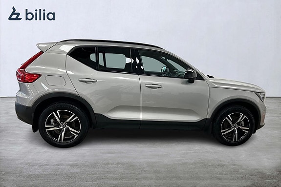 Volvo XC40 19 of 30