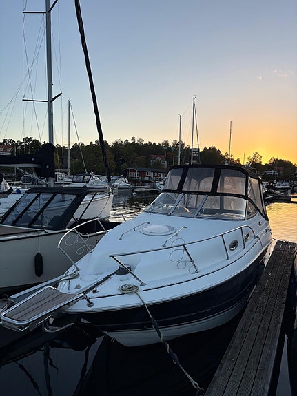 Larson 240 Cabrio | Motor & drev totalrenoverade | Sänkt höstpris 2 of 11