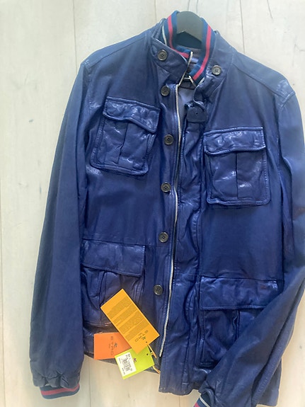 Product image 1 of 10