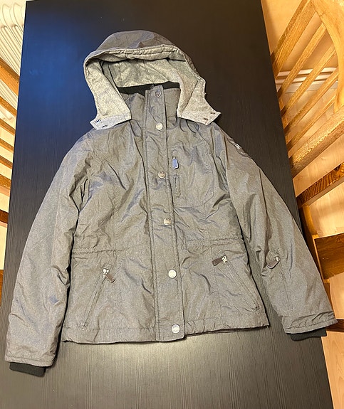 Product image 1 of 6