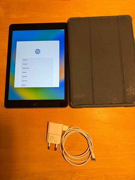 Product image 1 of 3