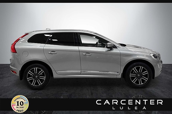 Volvo XC60 2 of 23