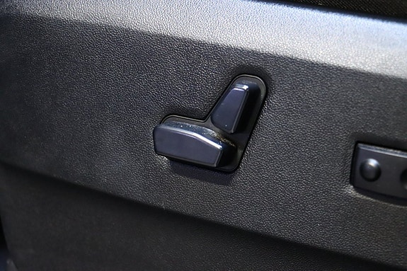 Dodge Grand Caravan 11 of 30