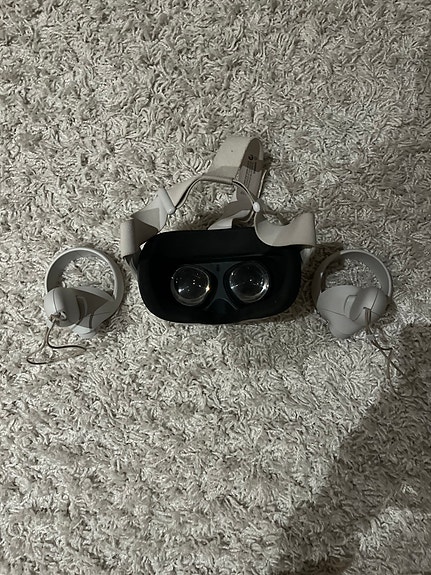 Meta Quest VR-headset med handkontroller vit