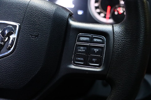 Dodge RAM 18 of 27