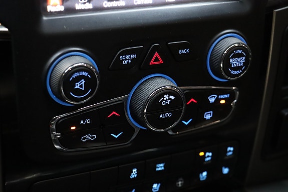 Dodge RAM 21 of 27