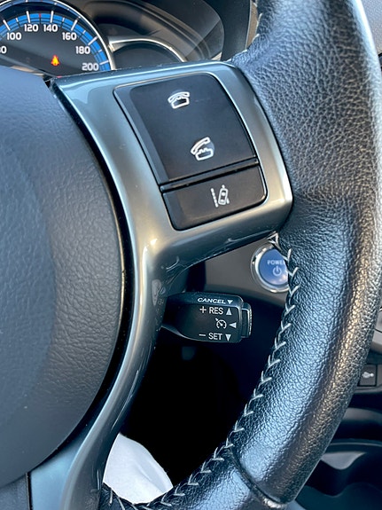 Toyota Yaris 15 of 17