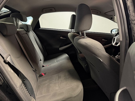 Toyota Prius 19 of 20