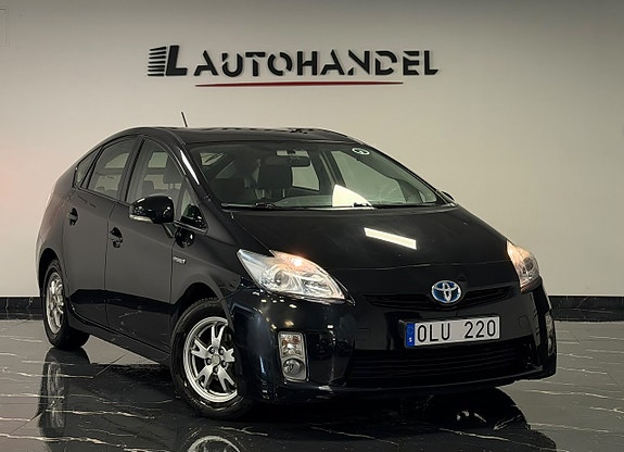 Toyota Prius 3 of 20