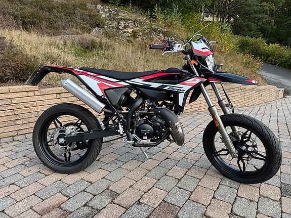 Beta RR50 Motard 4 of 6