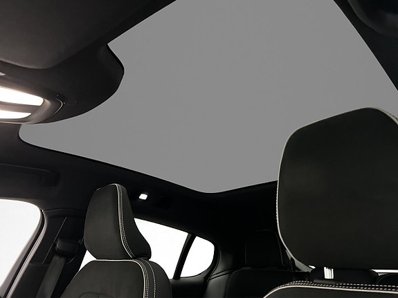 Volvo C40 13 of 30