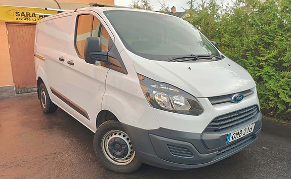 Ford Transit Custom Kombi 270S 25 of 26