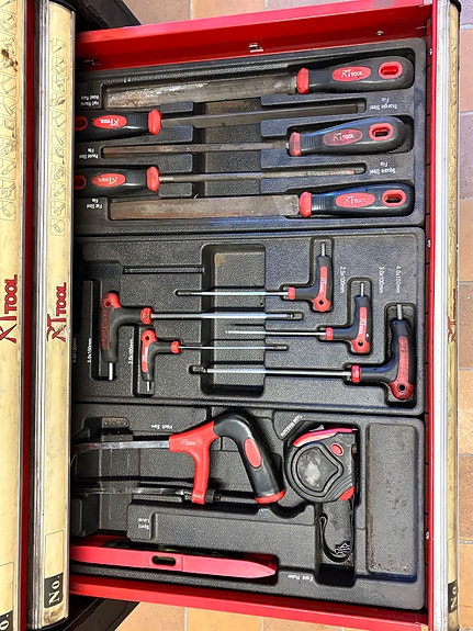 Product image 8 of 9