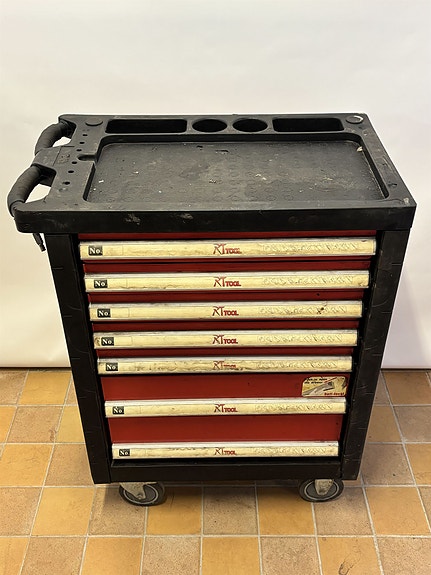 Product image 1 of 9