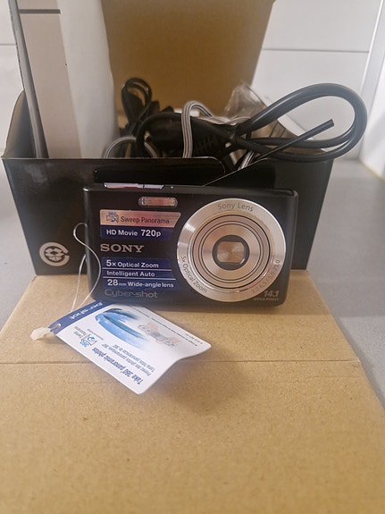Product image 1 of 4