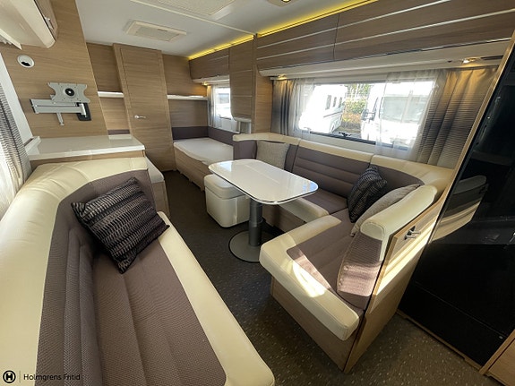 Adria Adora 613 HT 9 of 27