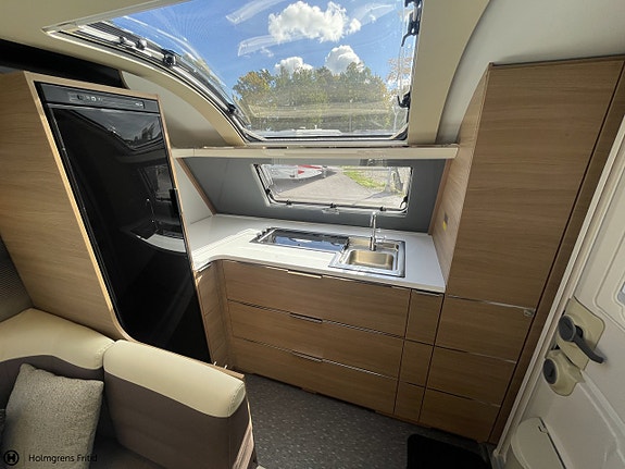 Adria Adora 613 HT 21 of 27