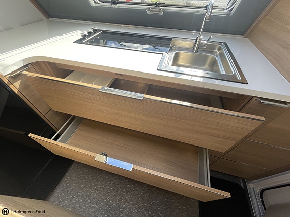 Adria Adora 613 HT 25 of 27