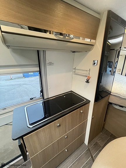 Adria Twin 600 SPT 7 of 22