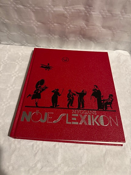 Product image 1 of 5