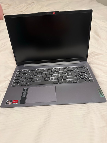 Lenovo laptop 15 tum grå