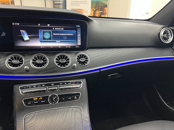 Mercedes-Benz E 220 d 20 of 30