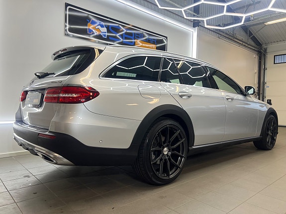 Mercedes-Benz E 220 d 5 of 30