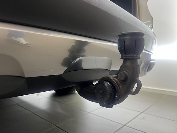 Mercedes-Benz E 220 d 14 of 30