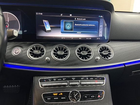 Mercedes-Benz E 220 d 24 of 30