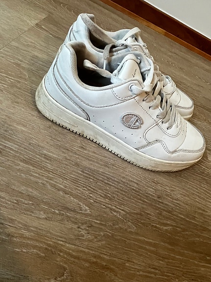 Product image 1 of 4