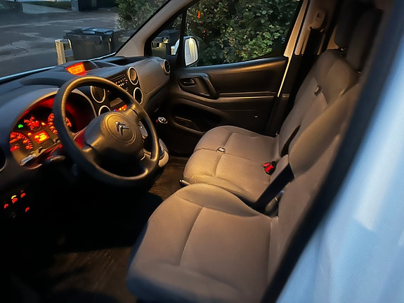 Citroen Berlingo 4 of 6