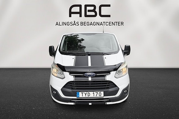 Ford Transit Custom 8 of 18