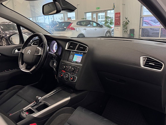 Citroen C4 11 of 27