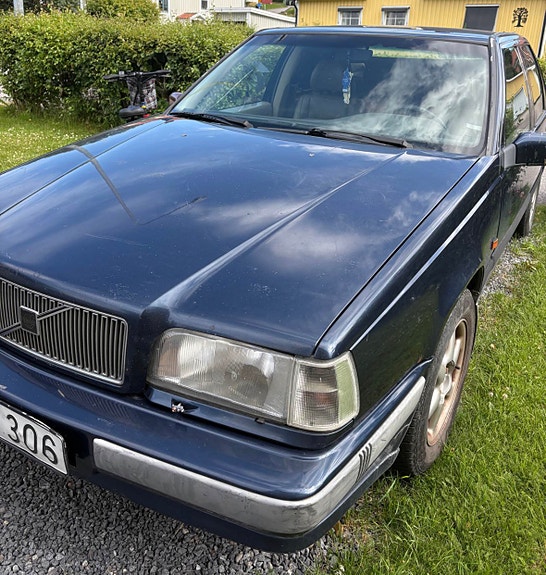 Volvo 850 2 of 9